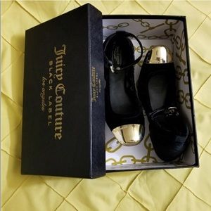 Juicy Couture Kate velvet ballet flats